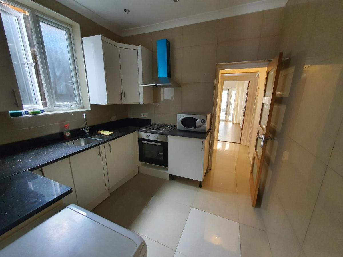 Private Room- Direct Travel Central/ Heathrow Londra Dış mekan fotoğraf