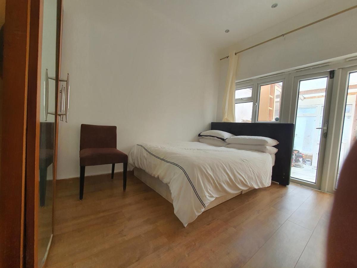 Private Room- Direct Travel Central/ Heathrow Londra Dış mekan fotoğraf