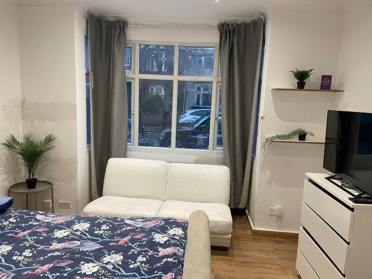 Private Room- Direct Travel Central/ Heathrow Londra Dış mekan fotoğraf